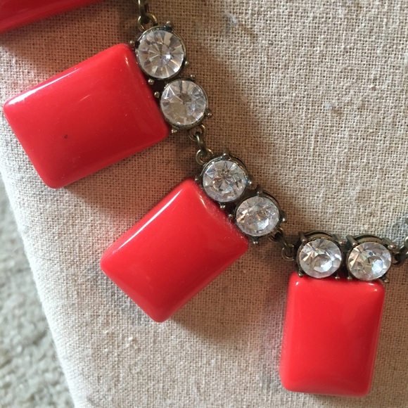 J. Crew-style coral/crystal statement necklace - Picture 2 of 3